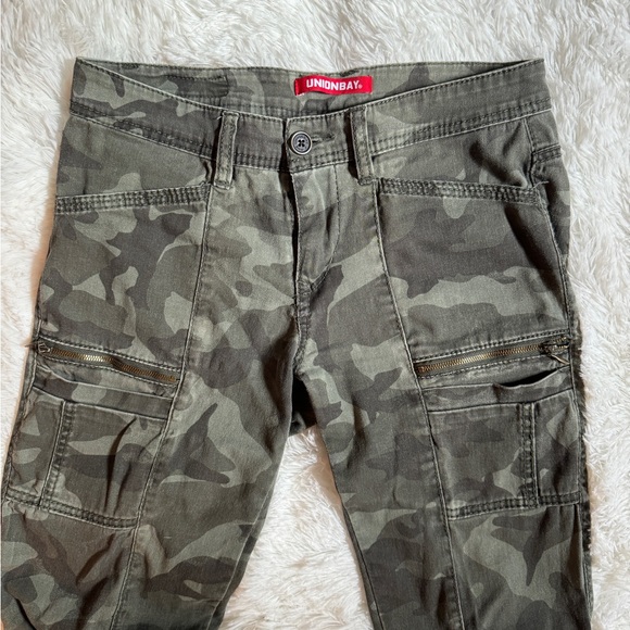 UNIONBAY Pants - Y2k Union Bay Camo Pants